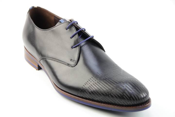 Heren Veterschoenen gekleed Floris van Bommel De Stapper 21.02.SFM-30203 -10-01. Direct leverbaar uit de webshop van Reese Schoenmode.