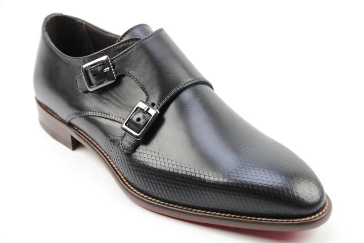 Heren Gesp schoenen Massoni 107.VIT.NERO. Direct leverbaar uit de webshop van Reese Schoenmode.