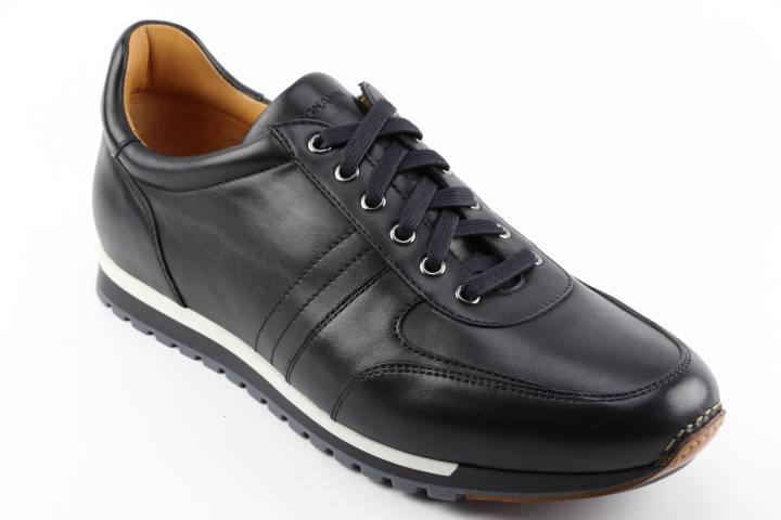 Heren Sneaker/Veterschoen  Magnanni 22652.Black al tono. Direct leverbaar uit de webshop van Reese Schoenmode.