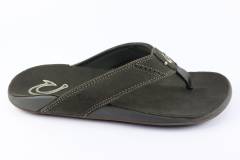 Heren Slippers  Olukai Nui 10239.Island Salt. Direct leverbaar uit de webshop van Reese Schoenmode.