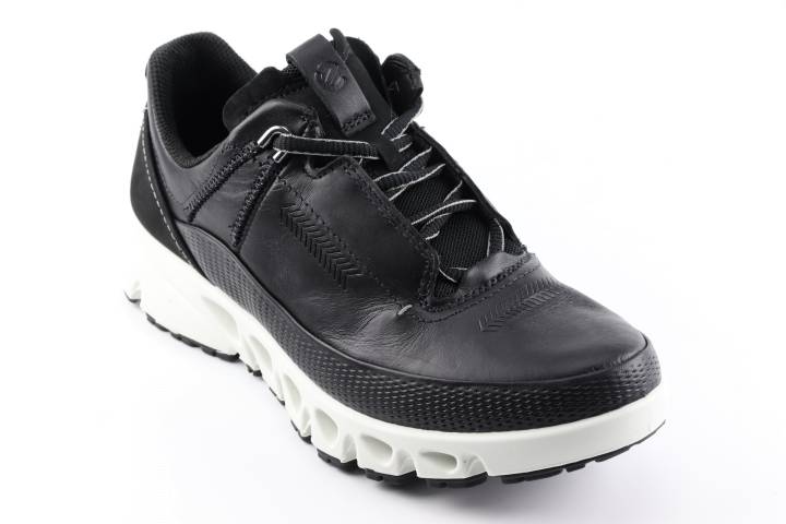 Dames  Sneakers/Veterschoen Ecco Multi-Vent 880123.01001. Direct leverbaar uit de webshop van Reese Schoenmode.