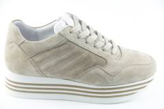 Dames  Sneakers/Veterschoen  Via Vai Mila 5209036.Siera Seppia. Direct leverbaar uit de webshop van Reese Schoenmode.