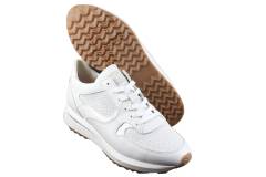 Dames  Sneakers/Veterschoen Floris van Bommel Sumi 03.17.SFW-10082-60-01. Direct leverbaar uit de webshop van Reese Schoenmode.