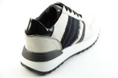 Dames  Sneakers/Veterschoen DL Sport 4877.VIT.LATTE. Direct leverbaar uit de webshop van Reese Schoenmode.