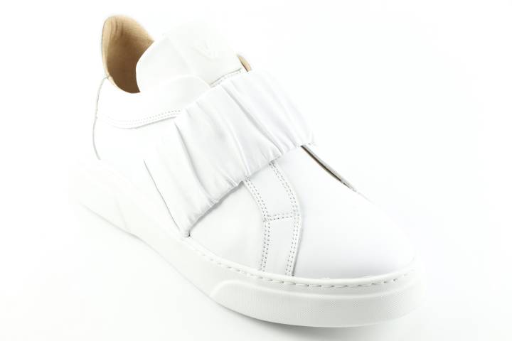 Dames  Instappers Via Vai Juno 58050.02-001 Vero Bianco. Direct leverbaar uit de webshop van Reese Schoenmode.