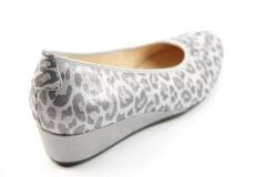 Dames  Pumps Hassia NIZZA 302103.6800. Direct leverbaar uit de webshop van Reese Schoenmode.