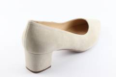 Dames  Pumps Peter Kaiser Selmi 41311.125. Direct leverbaar uit de webshop van Reese Schoenmode.