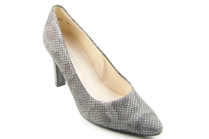 Dames  Pumps Peter Kaiser TOSCA 74601.561. Direct leverbaar uit de webshop van Reese Schoenmode.