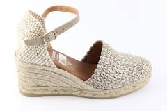 Dames  Band pumps Viguera 2070.Dakar Desert. Direct leverbaar uit de webshop van Reese Schoenmode.