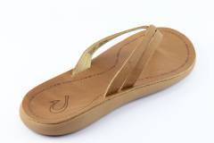 Dames  Slippers Olukai Kapehe Luana 20468.Sahara/Sahara. Direct leverbaar uit de webshop van Reese Schoenmode.