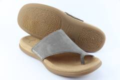 Dames  Slippers Gabor 03.700.13. Direct leverbaar uit de webshop van Reese Schoenmode.