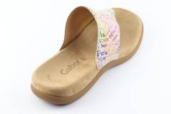 Dames  Slippers Gabor 23.700.64. Direct leverbaar uit de webshop van Reese Schoenmode.