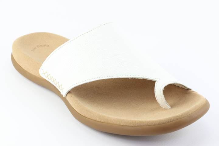 Dames  Slippers Gabor 03.700.21. Direct leverbaar uit de webshop van Reese Schoenmode.