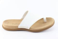 Dames  Slippers Gabor 03.700.21. Direct leverbaar uit de webshop van Reese Schoenmode.