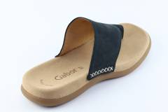 Dames  Slippers Gabor 03.700.16. Direct leverbaar uit de webshop van Reese Schoenmode.