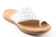 Dames  Slippers Gabor 83.700.46. Direct leverbaar uit de webshop van Reese Schoenmode.