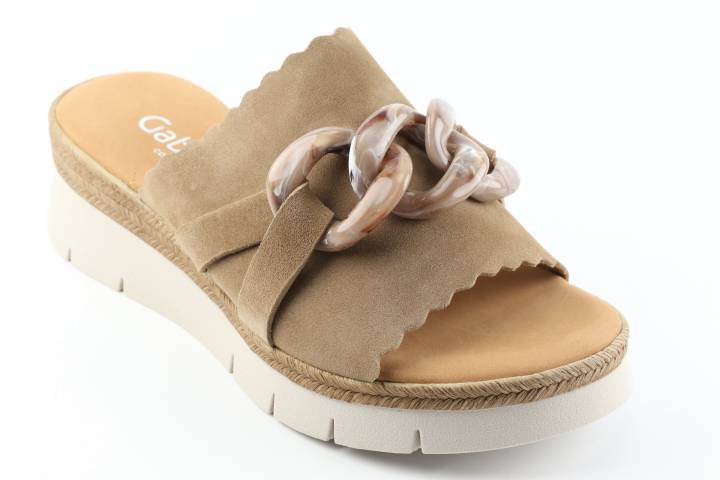 Dames  Slippers Gabor 22.891.01. Direct leverbaar uit de webshop van Reese Schoenmode.