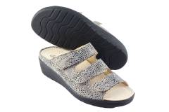 Dames  Slippers Durea 7369.0498. Direct leverbaar uit de webshop van Reese Schoenmode.