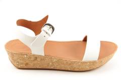 Dames  Sandalen Fitflop BON.URBAN WHITE. Direct leverbaar uit de webshop van Reese Schoenmode.