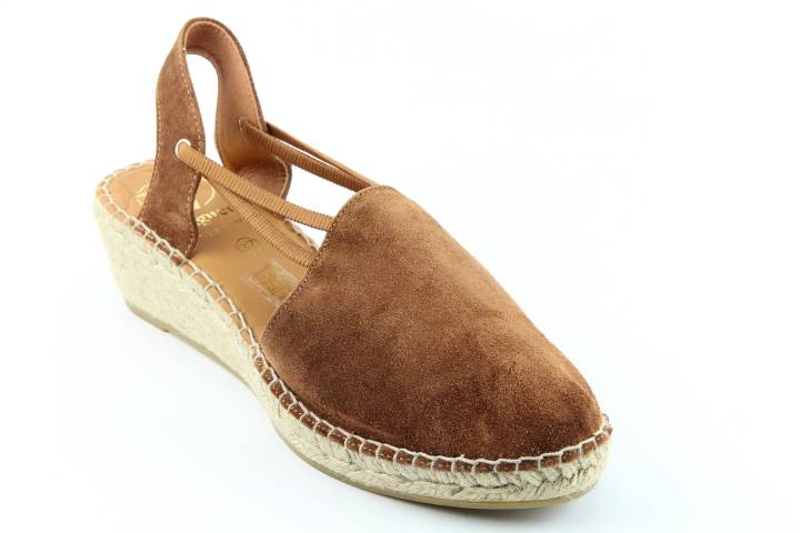 Dames  Sandalen Viguera 1825.Vitelo Tan. Direct leverbaar uit de webshop van Reese Schoenmode.