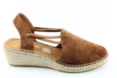 Dames  Sandalen Viguera 1825.Vitelo Tan. Direct leverbaar uit de webshop van Reese Schoenmode.
