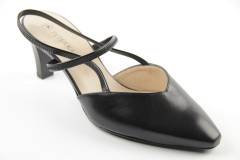 Dames  Sandalen Peter Kaiser 68577.100. Direct leverbaar uit de webshop van Reese Schoenmode.