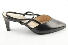 Dames  Sandalen Peter Kaiser 68577.100. Direct leverbaar uit de webshop van Reese Schoenmode.