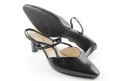 Dames  Sandalen Peter Kaiser 68577.100. Direct leverbaar uit de webshop van Reese Schoenmode.