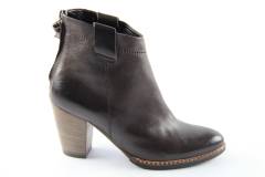 Dames  Enkel laarzen Kennel & Schmenger 76300.261. Direct leverbaar uit de webshop van Reese Schoenmode.