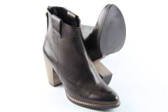 Dames  Enkel laarzen Kennel & Schmenger 76300.261. Direct leverbaar uit de webshop van Reese Schoenmode.