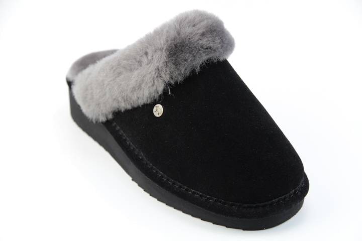 Pantoffels Dames slippers Warmbat Alice.Black 381009-13. Direct leverbaar uit de webshop van Reese Schoenmode.