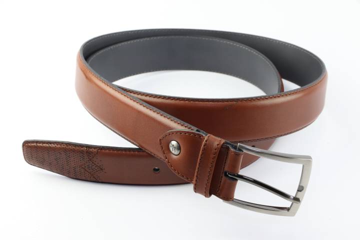 Accessoires Riemen Floris van Bommel De Belter 33.02.CFM-10084-24-01. Direct leverbaar uit de webshop van Reese Schoenmode.